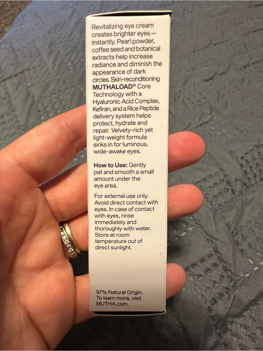 Mutha eye cream